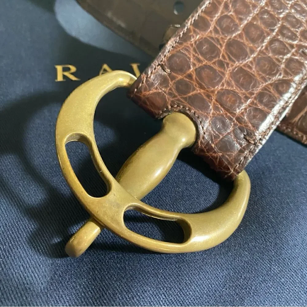*Vintage Fall 2006 Runway Collection Brown Alligator Brass Buckle Contour Belt - Picture 11 of 16